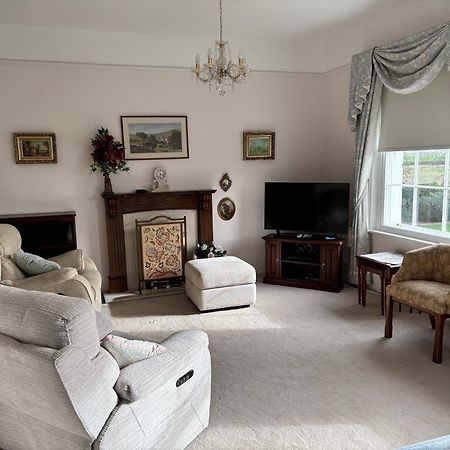 St Nicholas House Сполдинг Екстериор снимка