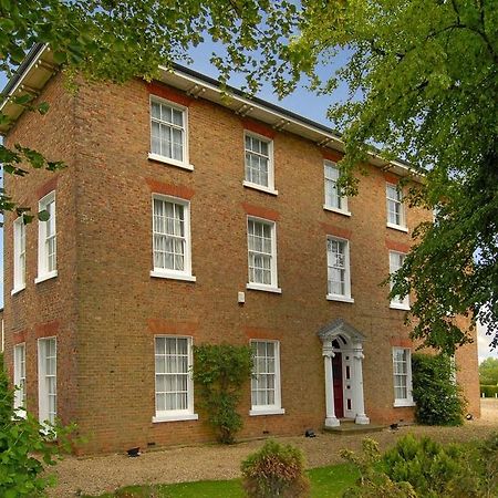 St Nicholas House Сполдинг Екстериор снимка