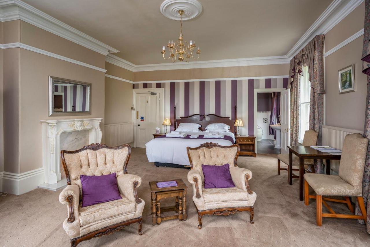 St Nicholas House Сполдинг Екстериор снимка