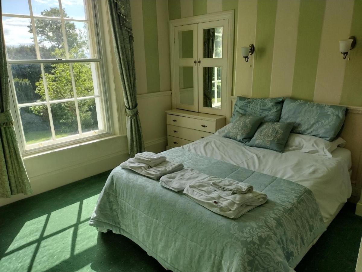 St Nicholas House Сполдинг Екстериор снимка